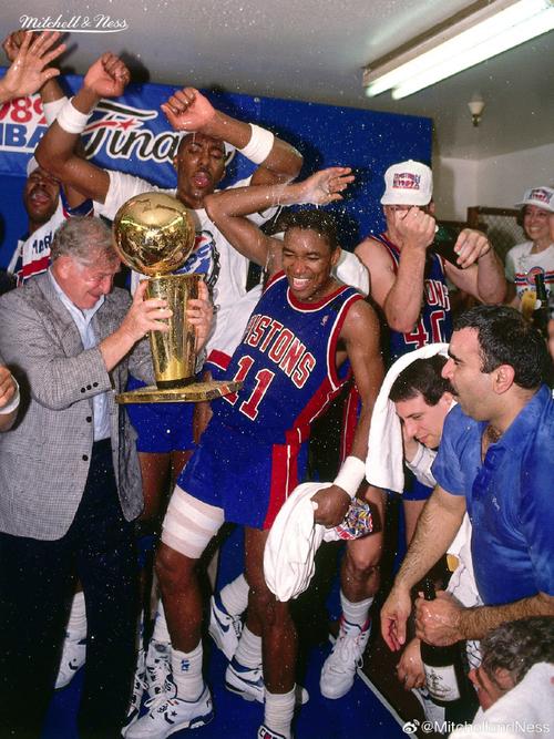 活塞队24号是谁