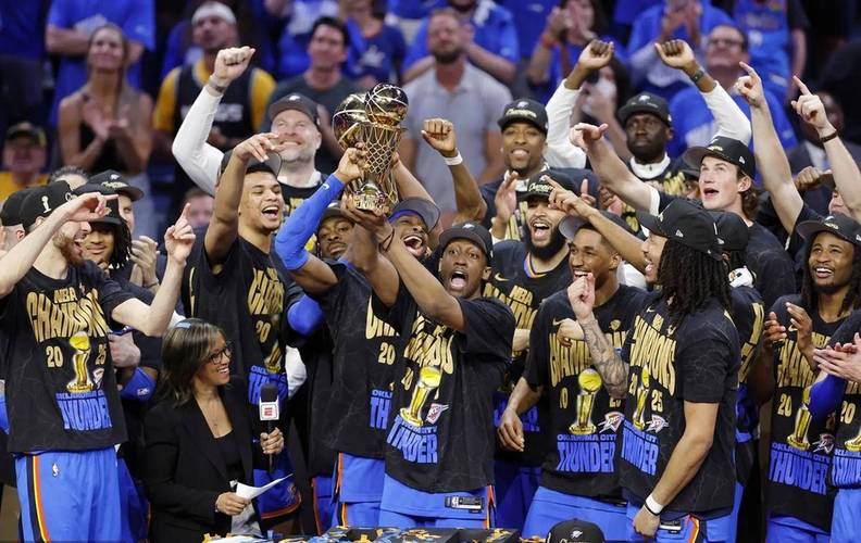 2016年nba总冠军阵容