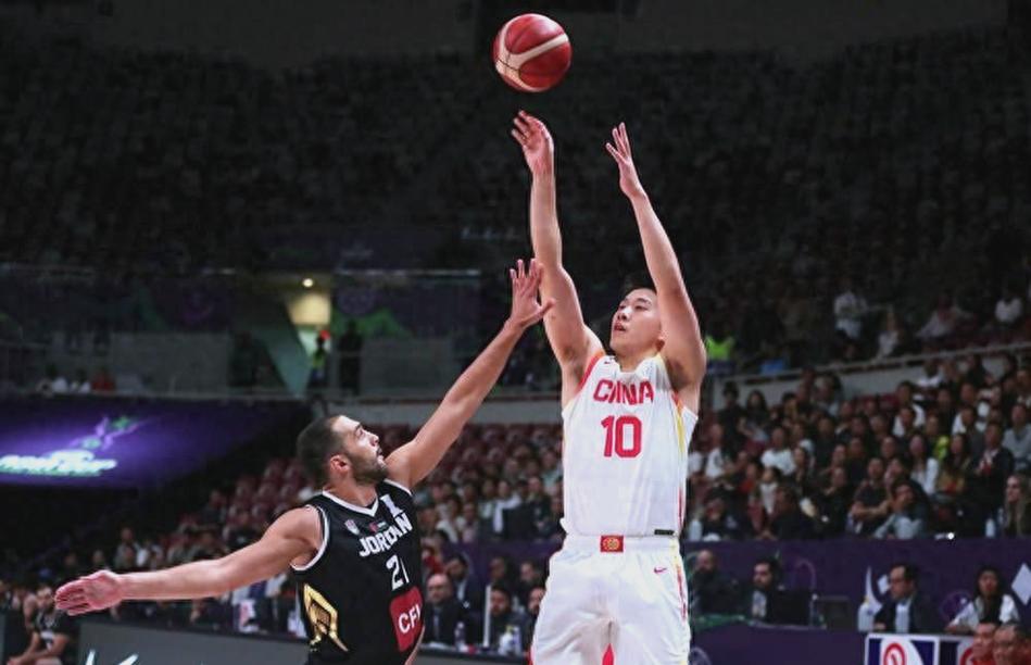 中国对黎巴嫩篮球