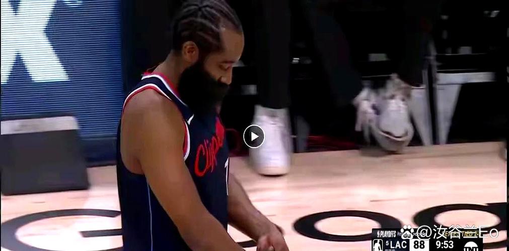 哈登主动降薪续约了吗