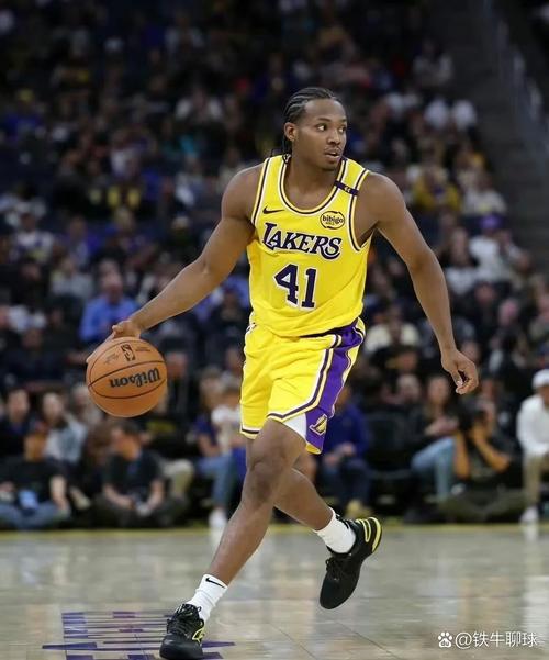 当年爵士为什么能横扫湖人呢