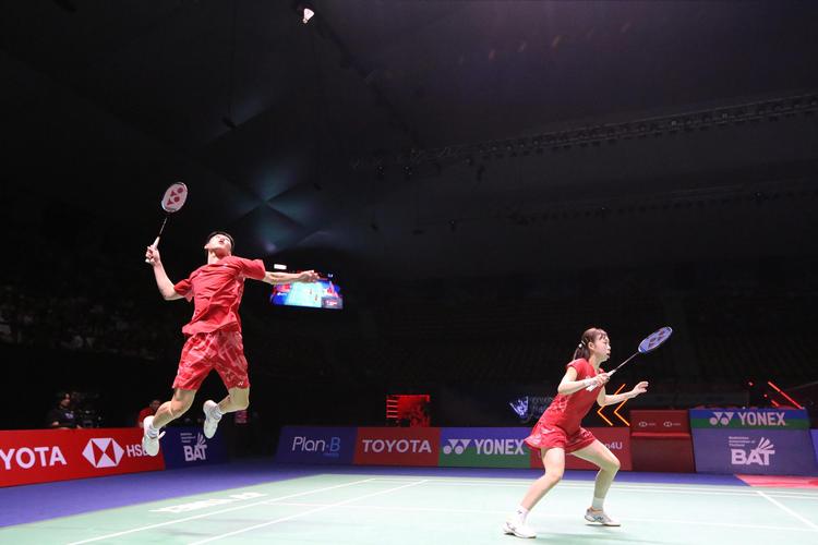 羽毛球双塔组合是什么意思啊