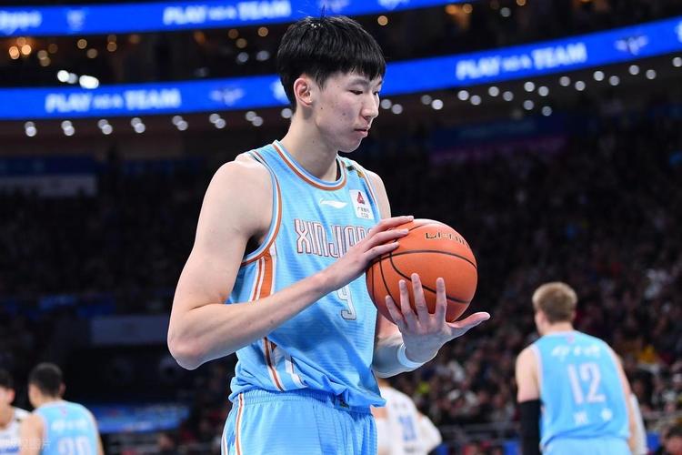 周琦什么时候去的新疆了