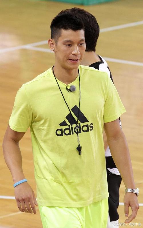 林书豪是中国人吗易建联