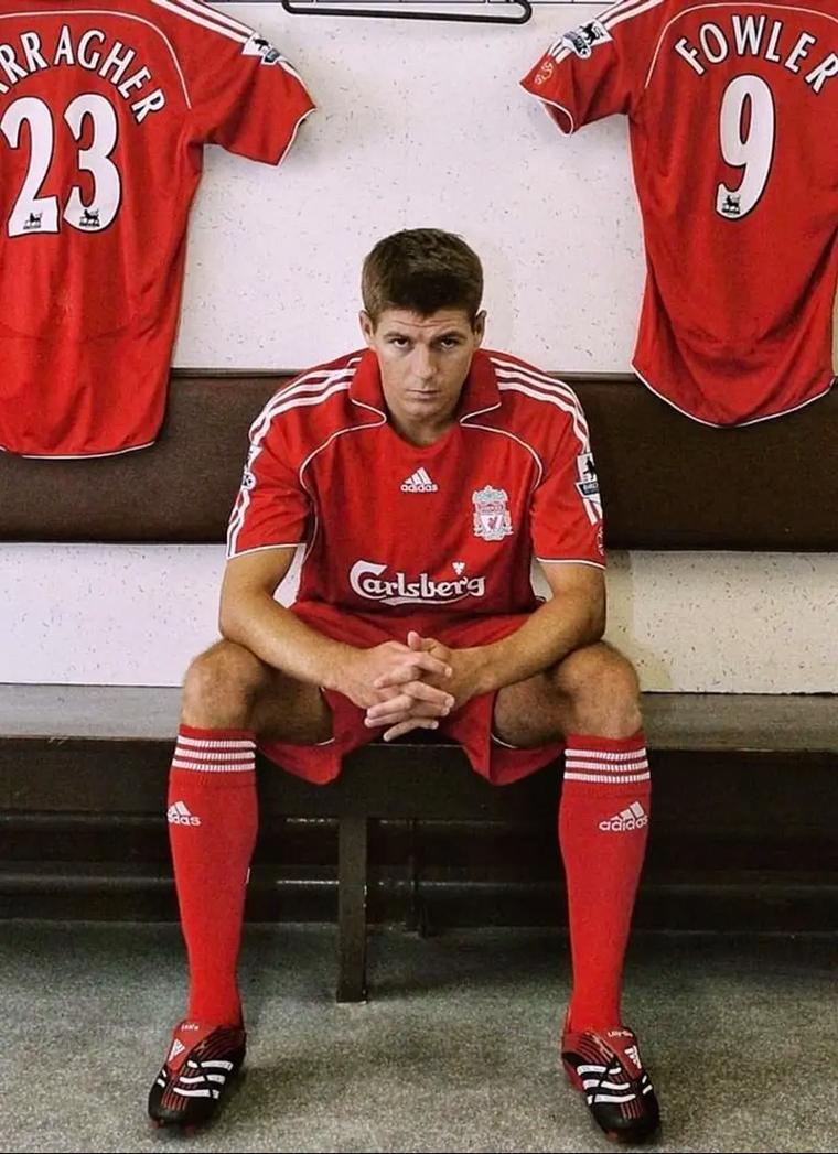 杰拉德哪年退役