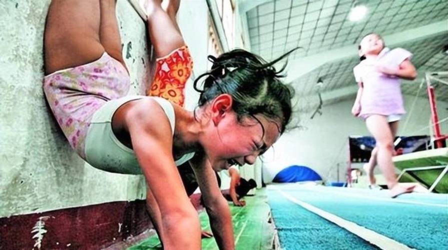 跳水运动员身体危害